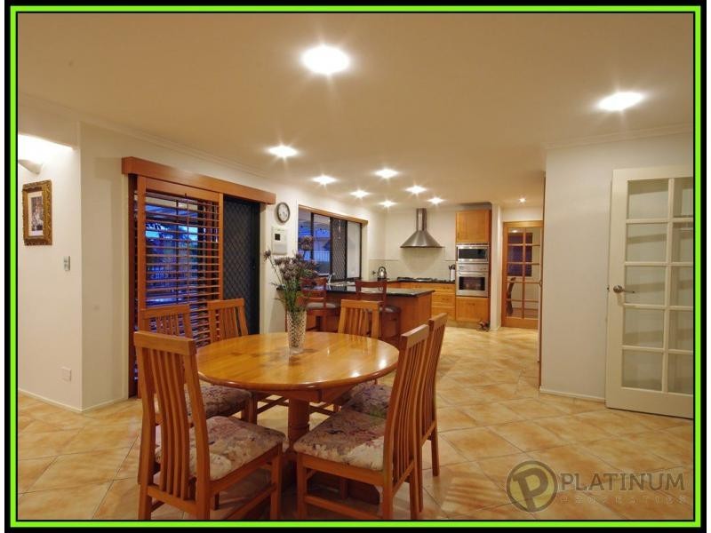 Paradise Point QLD 4216