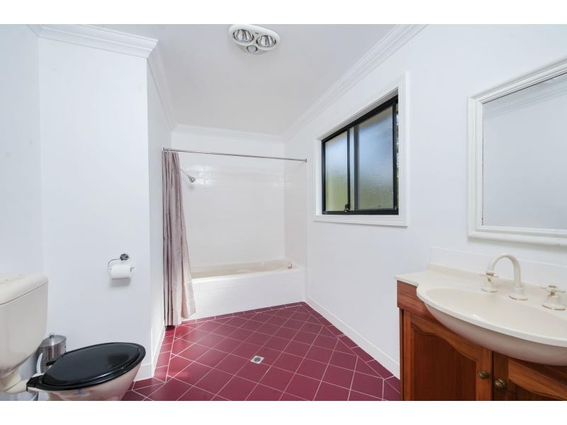 216-218 Guanaba Road, Tamborine Mountain QLD 4272