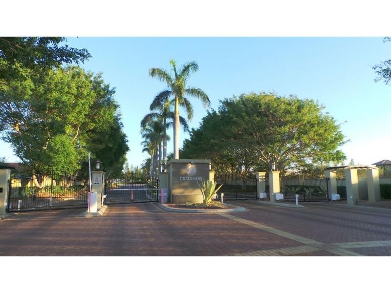 L15 Glengallon Way, Hope Island QLD 4212