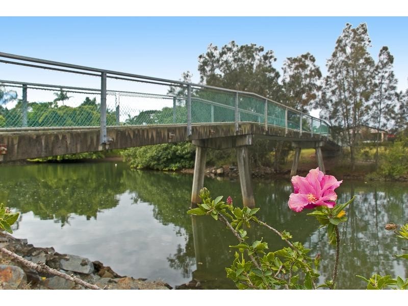 63 Bermuda Street, Broadbeach Waters QLD 4218