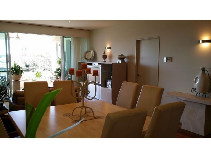 1/1 Medinah Ave  East, Glades Golf Course, Robina QLD 4226