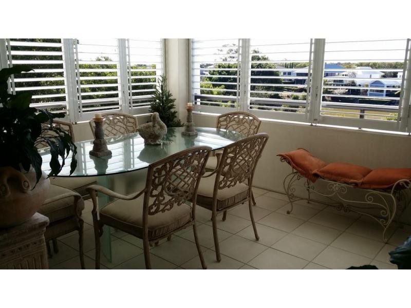 1/1 Medinah Ave  East, Glades Golf Course, Robina QLD 4226