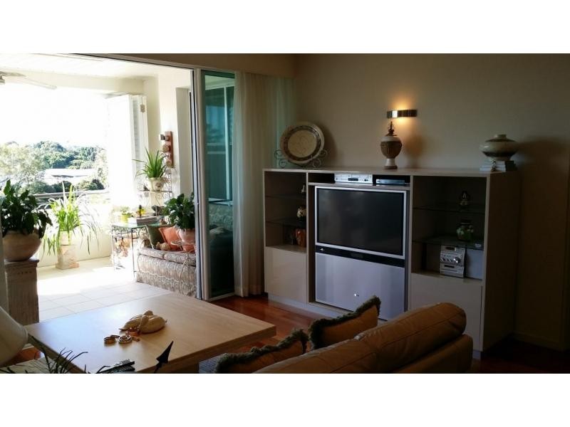 1/1 Medinah Ave  East, Glades Golf Course, Robina QLD 4226