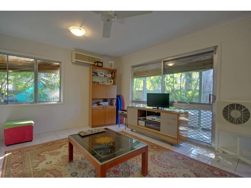 98 Hansford Road, Coombabah QLD 4216