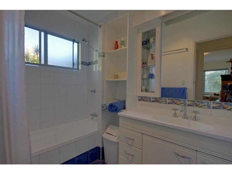 98 Hansford Road, Coombabah QLD 4216