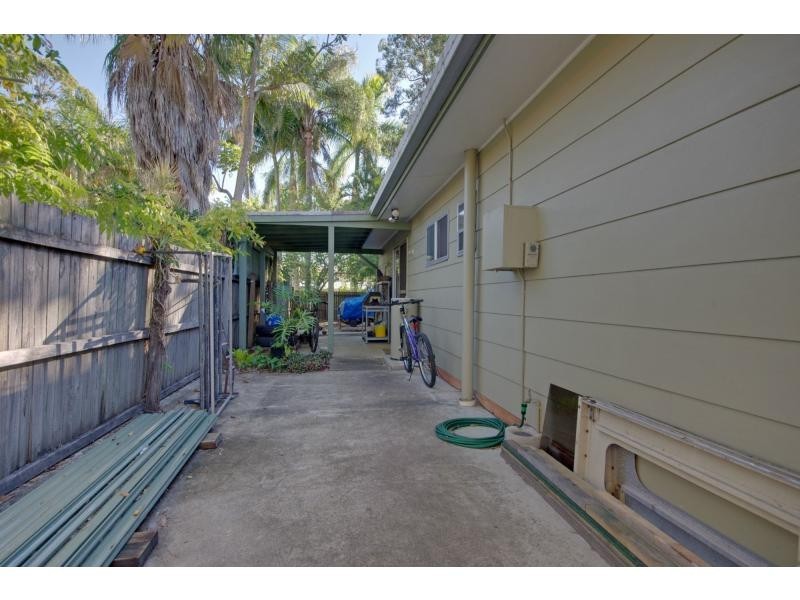 98 Hansford Road, Coombabah QLD 4216