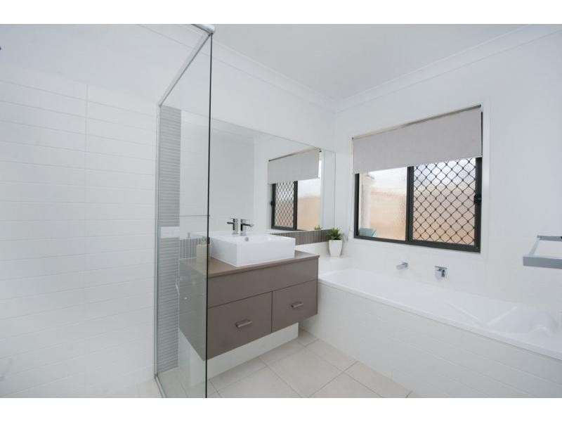3 Elsey Court, Pimpama QLD 4209