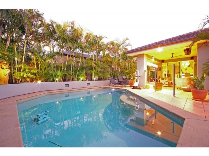 10 Costa Del Sol Avenue, Coombabah QLD 4216