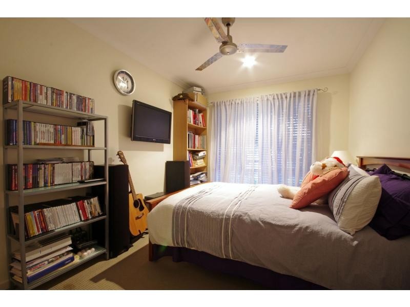 10 Costa Del Sol Avenue, Coombabah QLD 4216