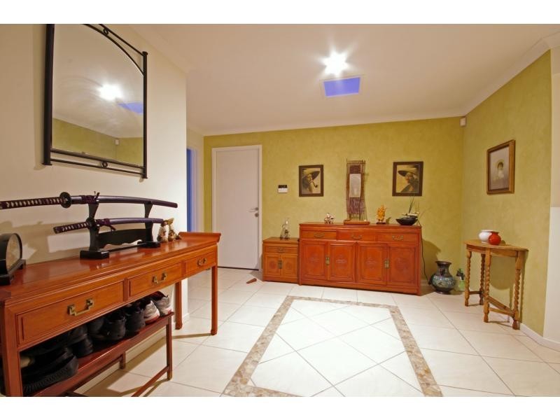 10 Costa Del Sol Avenue, Coombabah QLD 4216