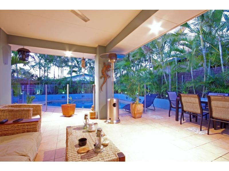 10 Costa Del Sol Avenue, Coombabah QLD 4216