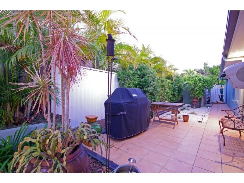 10 Costa Del Sol Avenue, Coombabah QLD 4216