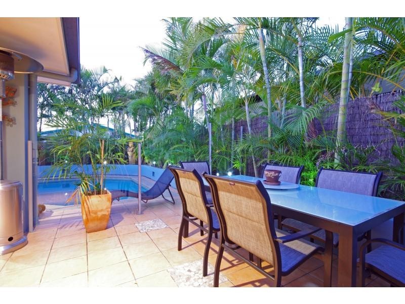 10 Costa Del Sol Avenue, Coombabah QLD 4216