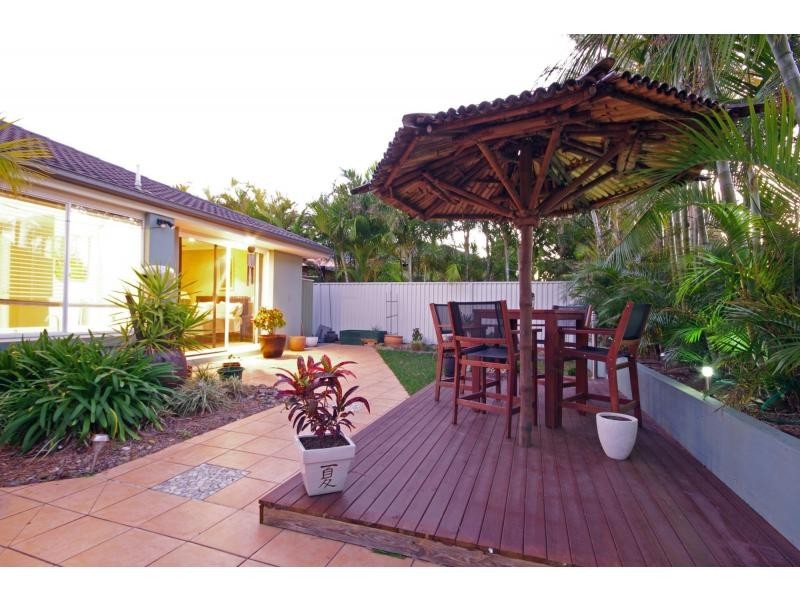 10 Costa Del Sol Avenue, Coombabah QLD 4216