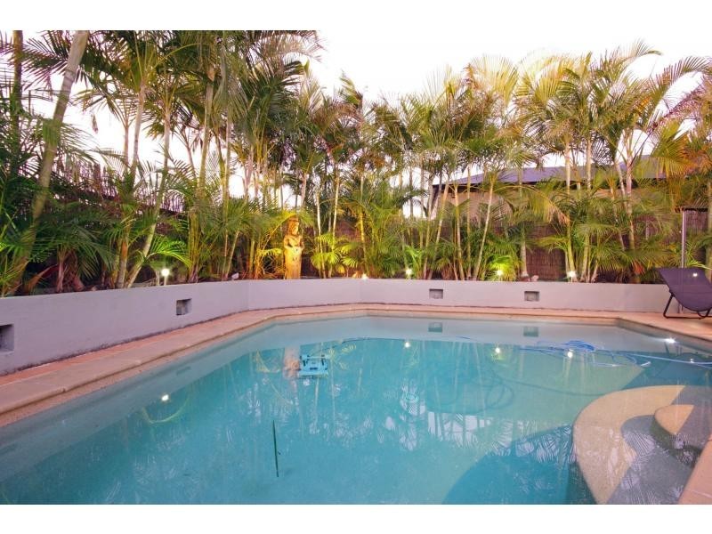 10 Costa Del Sol Avenue, Coombabah QLD 4216