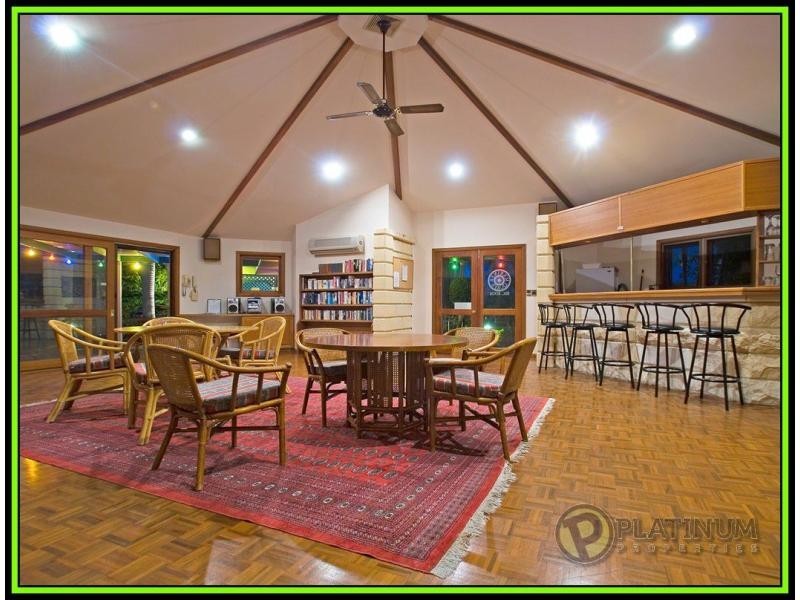 6/3 Lee Road, Runaway Bay QLD 4216