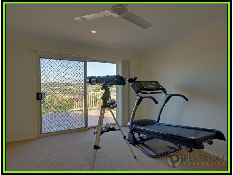 15 Rarotonga Rise, Pacific Pines QLD 4211
