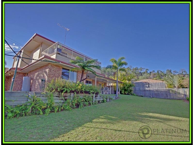 15 Rarotonga Rise, Pacific Pines QLD 4211