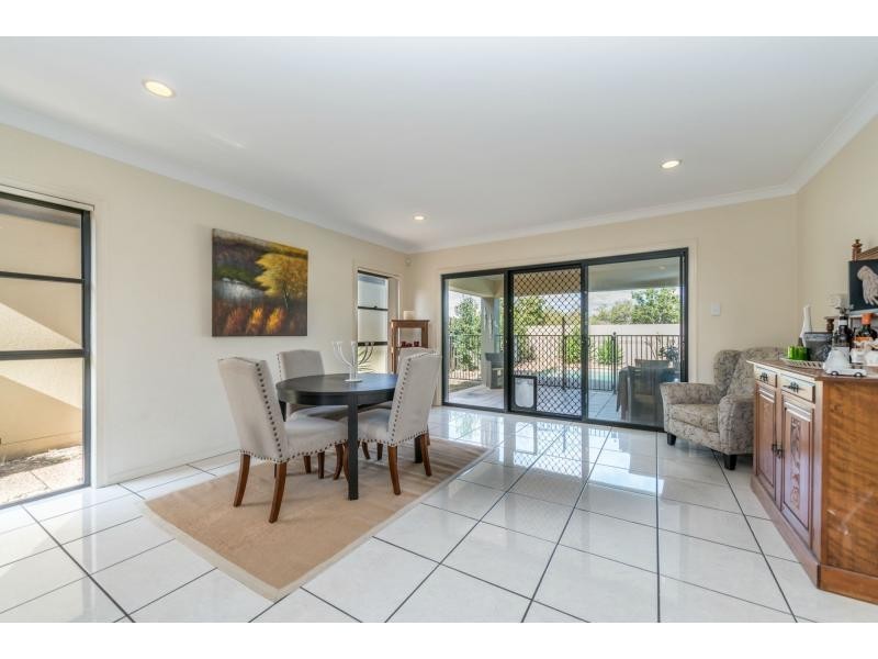 534 Oyster Cove Promenade, Helensvale QLD 4212