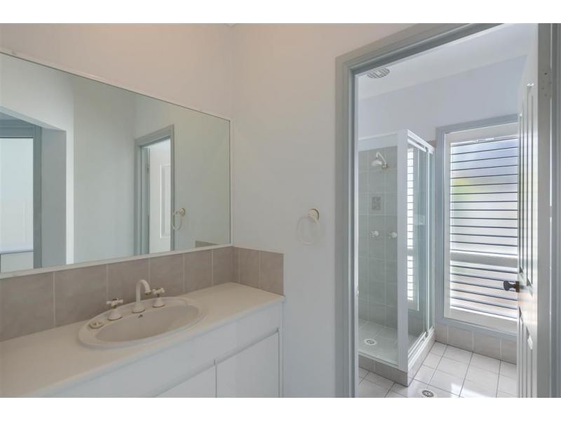 28 Sundance Way, Runaway Bay QLD 4216