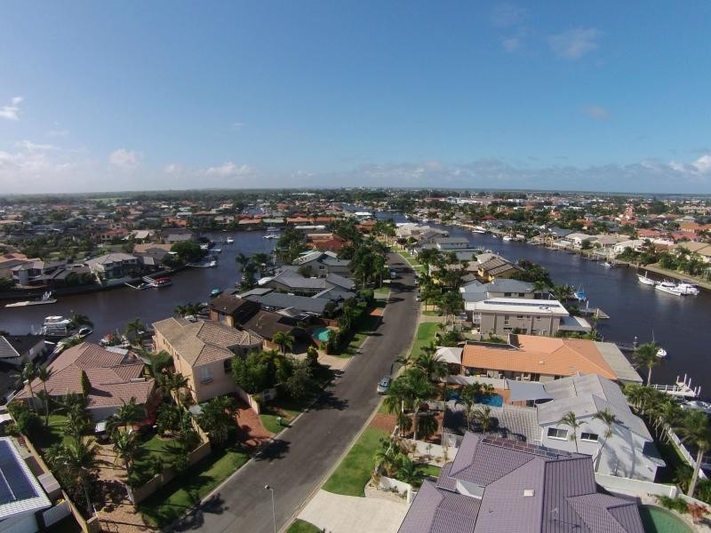28 Sundance Way, Runaway Bay QLD 4216