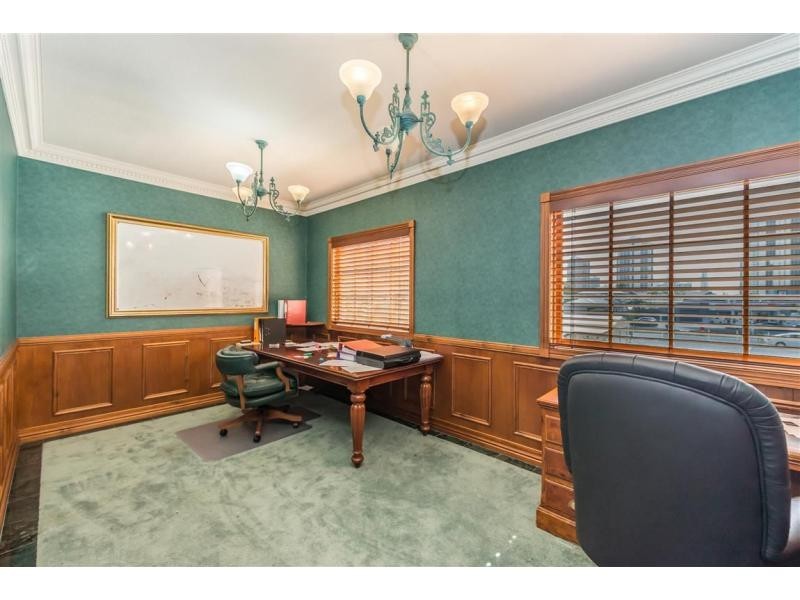 82 Ferny Avenue, Surfers Paradise QLD 4217