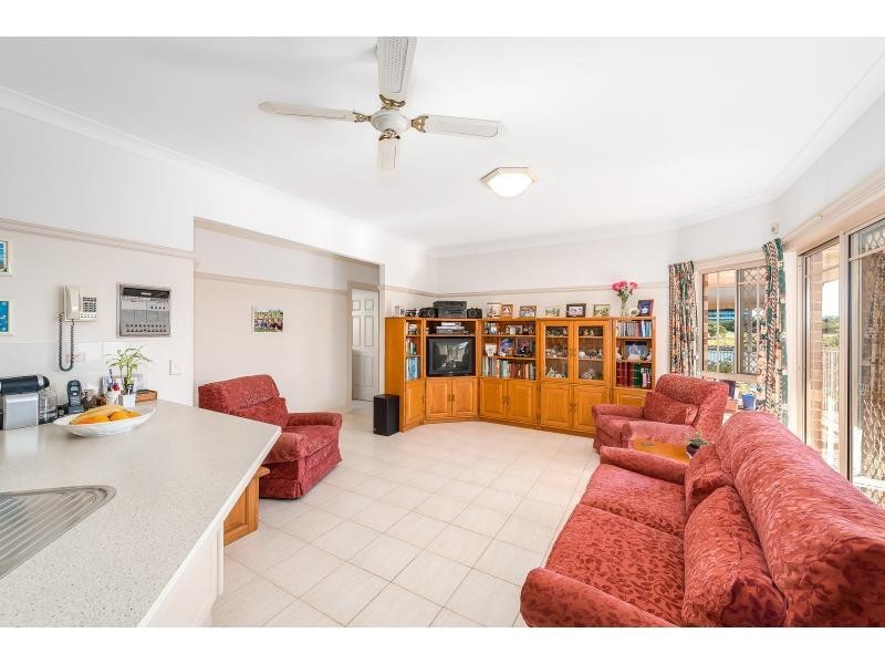 50 Anchorage Way, Runaway Bay QLD 4216