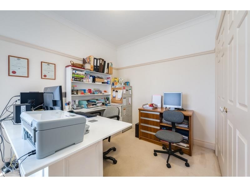 50 Anchorage Way, Runaway Bay QLD 4216