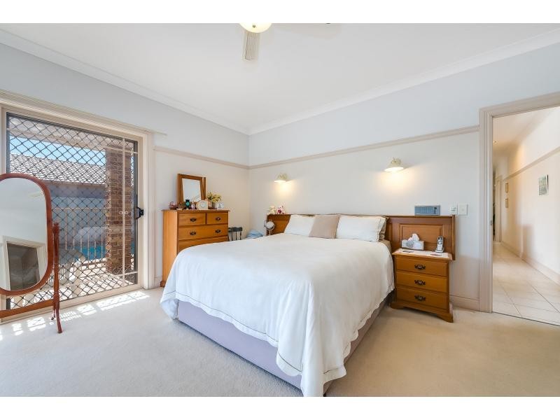 50 Anchorage Way, Runaway Bay QLD 4216