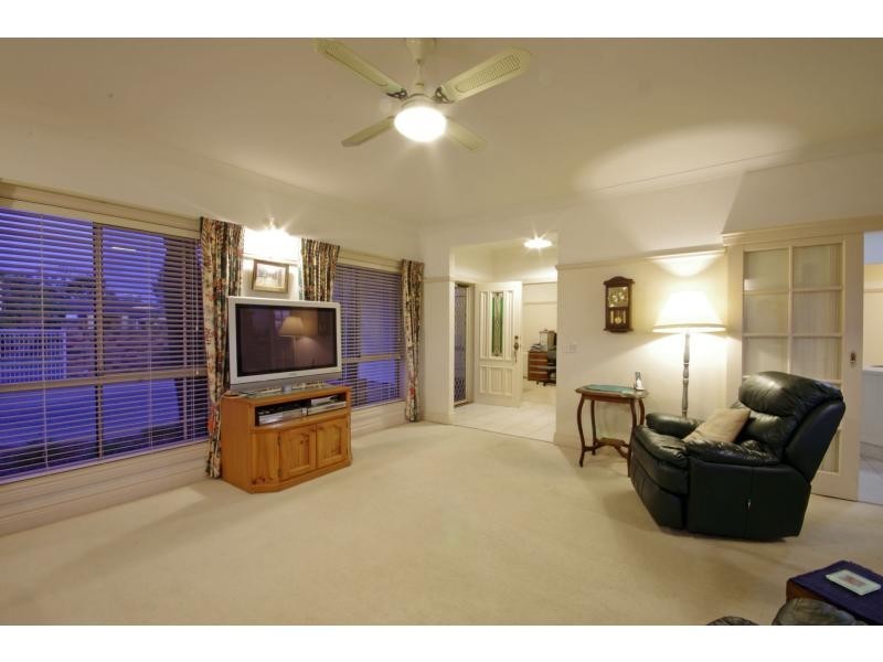 50 Anchorage Way, Runaway Bay QLD 4216