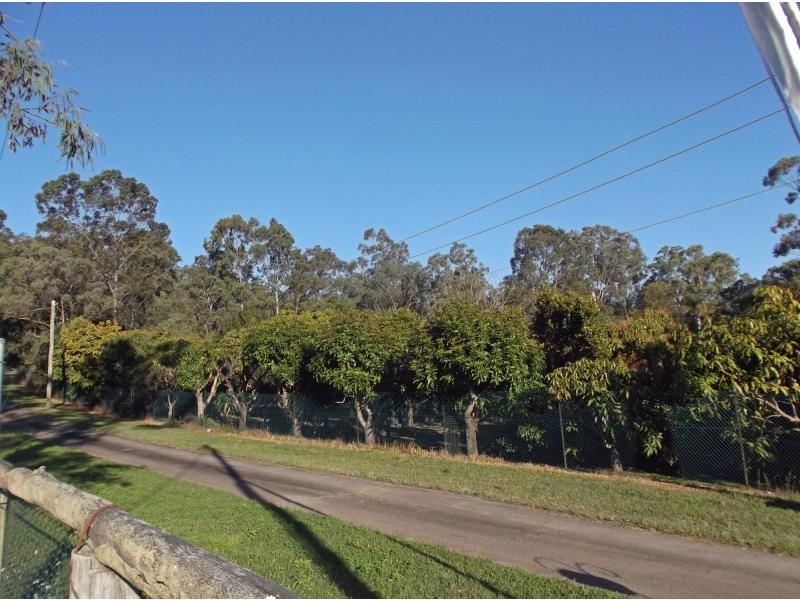 11 Helensvale Road, Helensvale QLD 4212