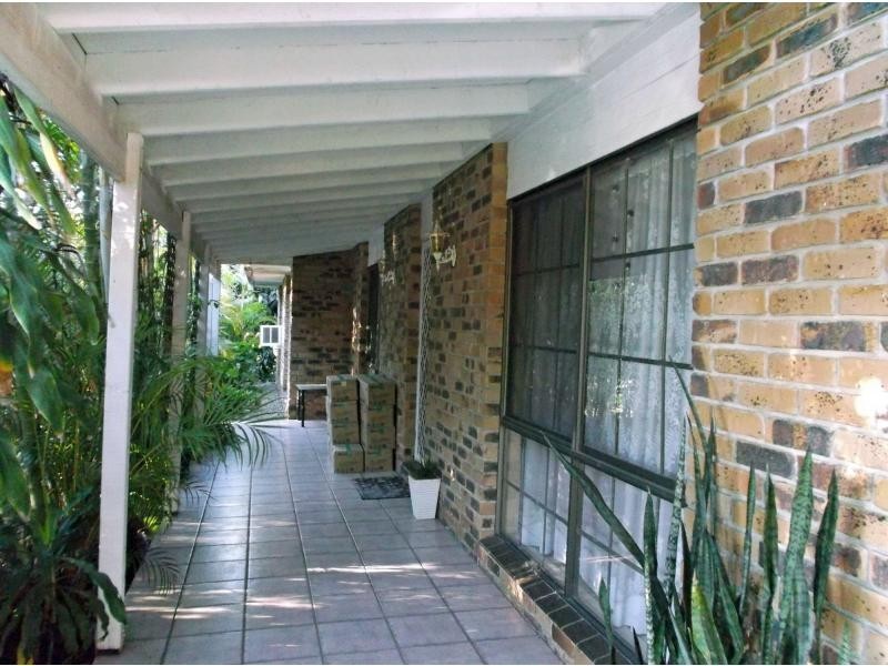 11 Helensvale Road, Helensvale QLD 4212