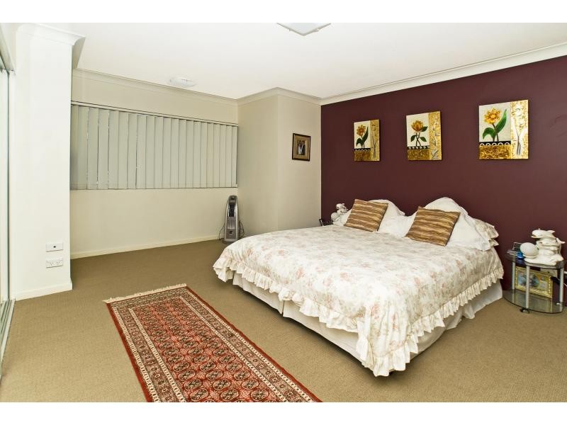 808/33 Clark Street, Biggera Waters QLD 4216