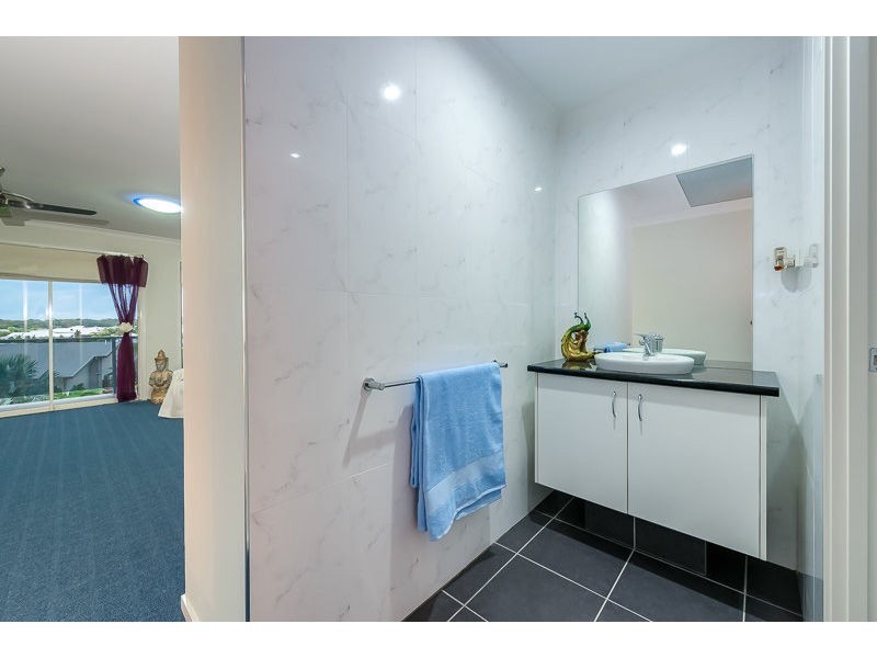 16 Slipstream Road, Coomera Waters QLD 4209