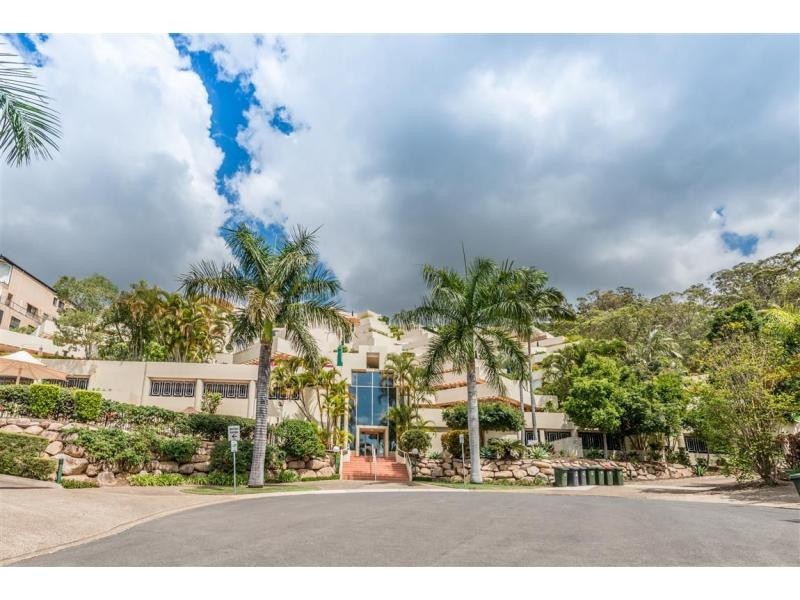 1/32 Tipuana Place, Bardon QLD 4065