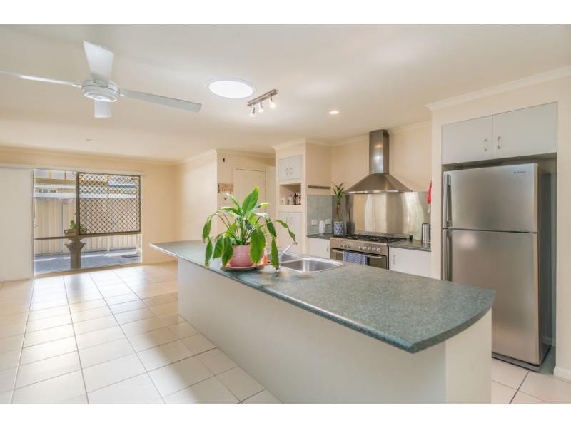 27 Meadow Way, Upper Coomera QLD 4209