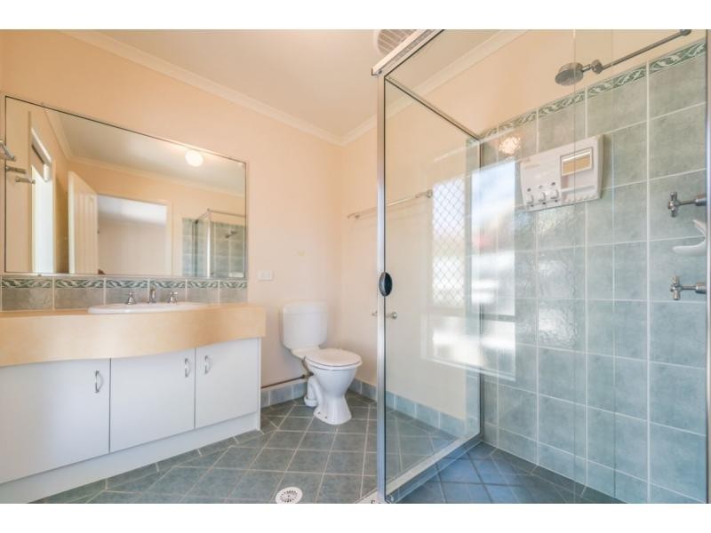27 Meadow Way, Upper Coomera QLD 4209