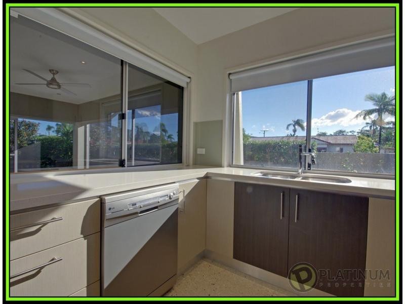 1/31 Imperial Parade, Labrador QLD 4215