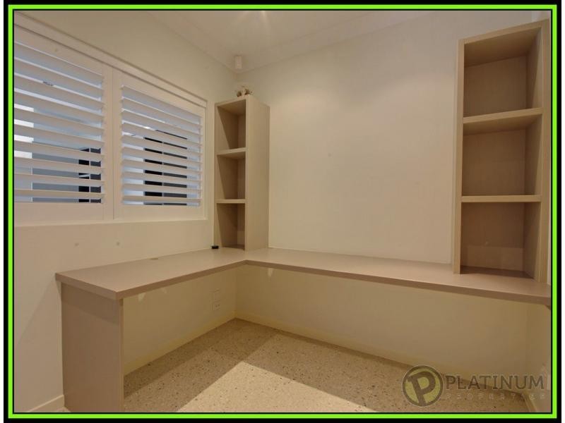 1/31 Imperial Parade, Labrador QLD 4215