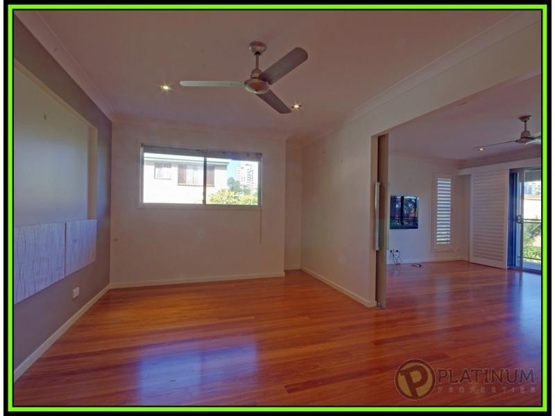 1/31 Imperial Parade, Labrador QLD 4215
