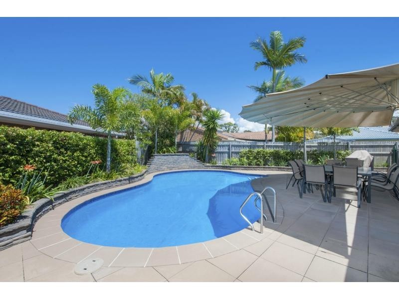 10 Pimaga Place, Runaway Bay QLD 4216