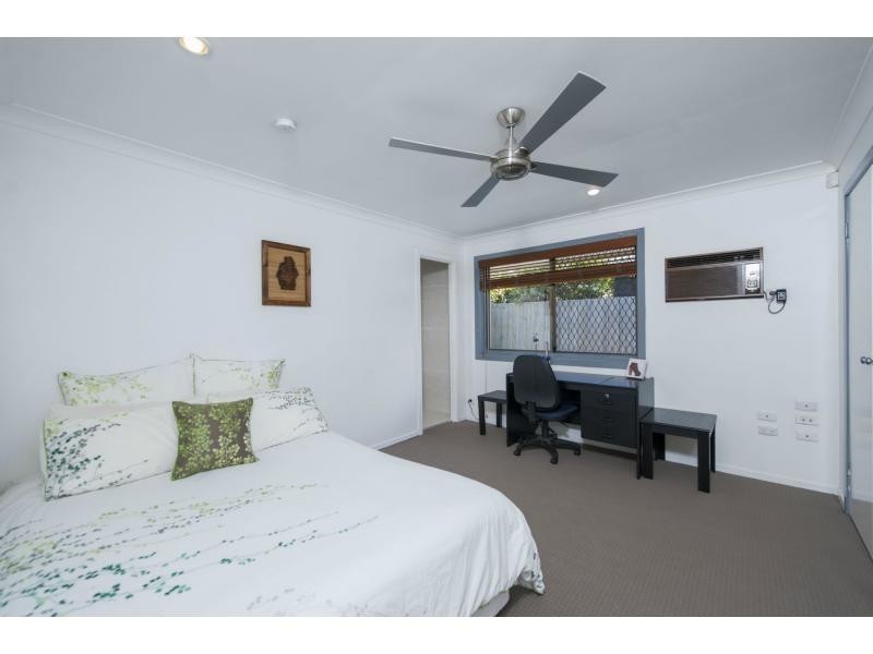 10 Pimaga Place, Runaway Bay QLD 4216