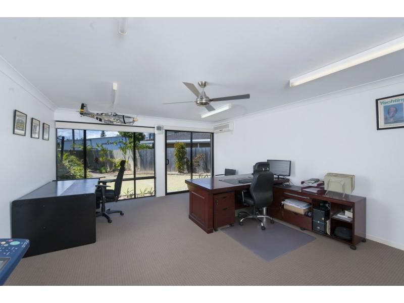 10 Pimaga Place, Runaway Bay QLD 4216