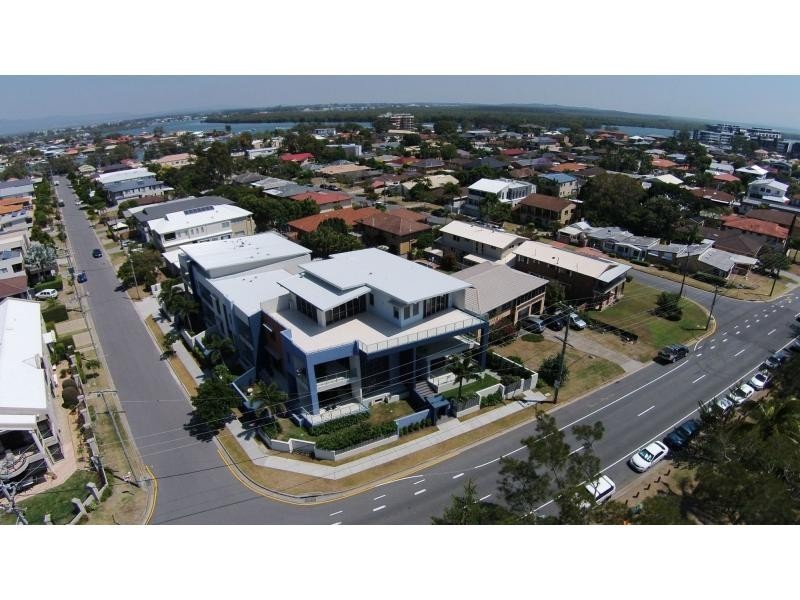 4/114 The Esplanade, Paradise Point QLD 4216