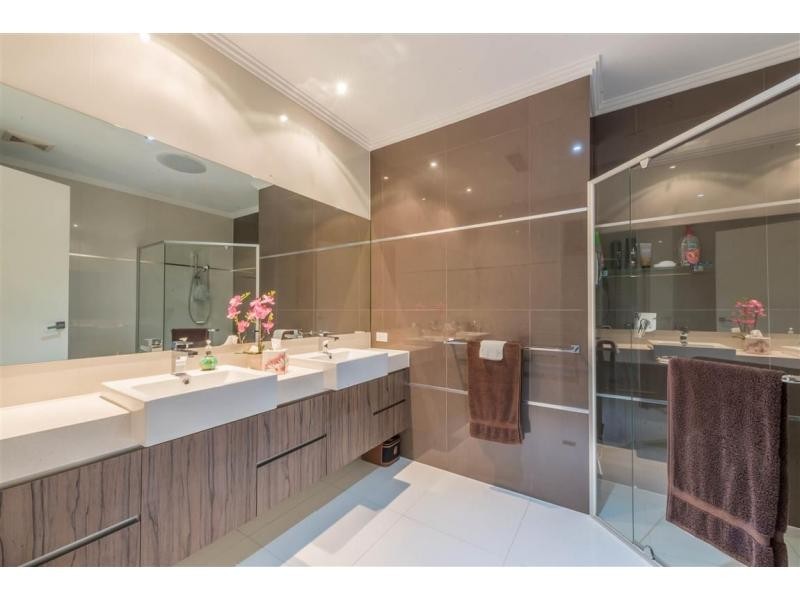 4/114 The Esplanade, Paradise Point QLD 4216