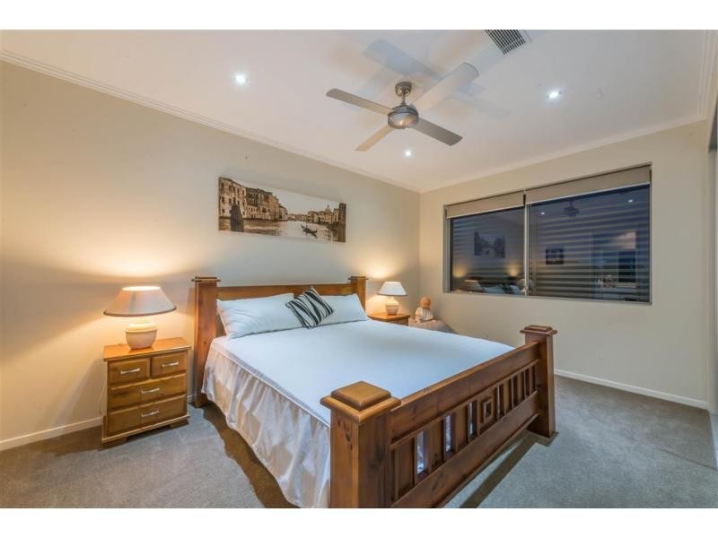 4/114 The Esplanade, Paradise Point QLD 4216