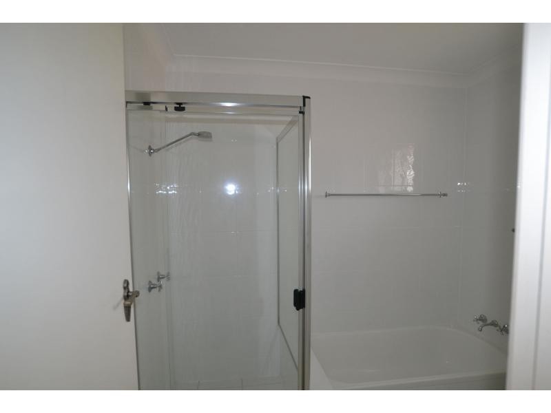 2/6 Vernia Place, Biggera Waters QLD 4216