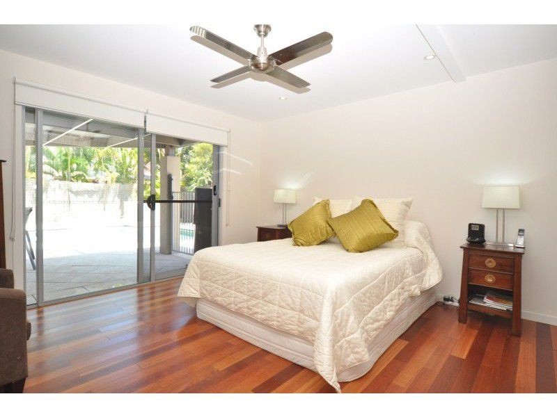 4 Koitaki Court, Runaway Bay QLD 4216