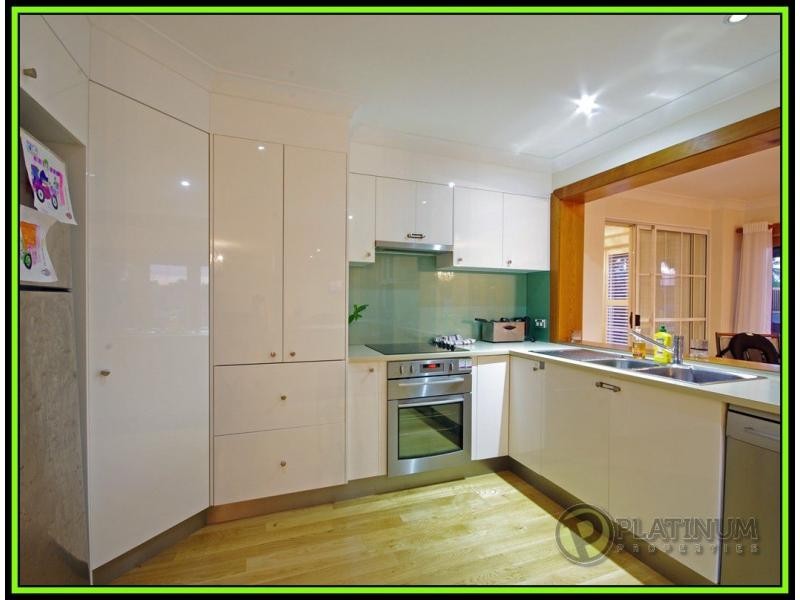 14 O’Grady Drive, Paradise Point QLD 4216