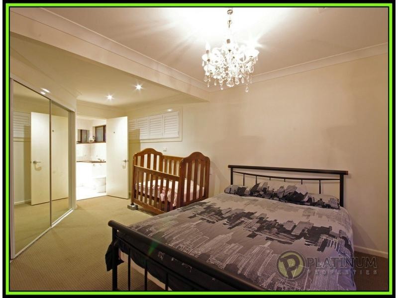 14 O’Grady Drive, Paradise Point QLD 4216